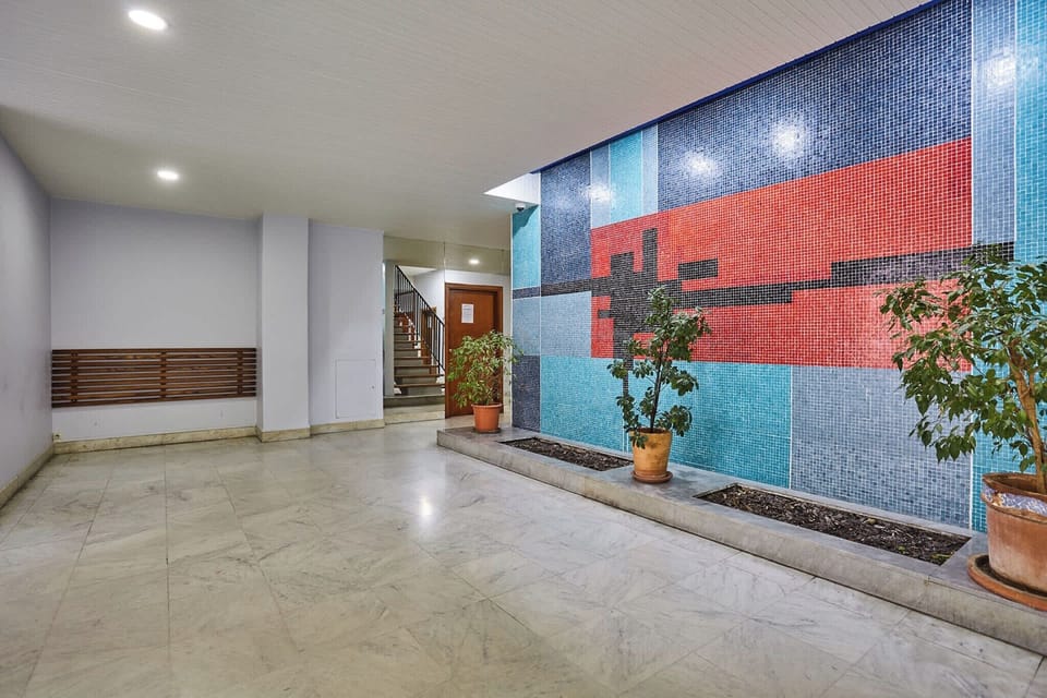 Entrance / Reception