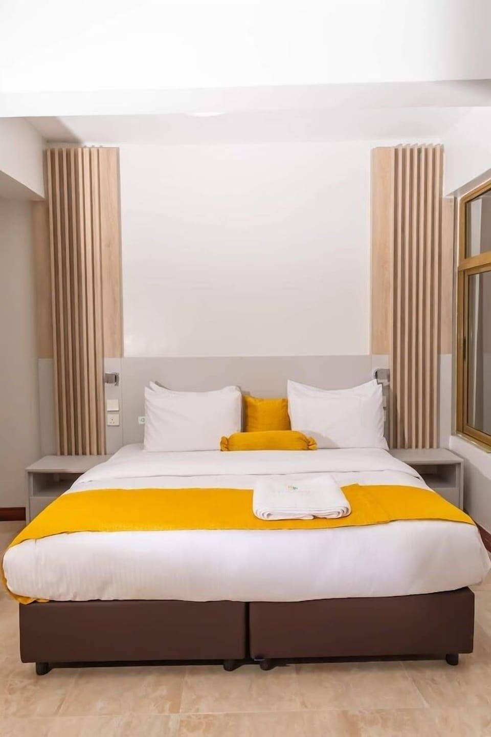 Deluxe Twin Room | Free WiFi, bed sheets