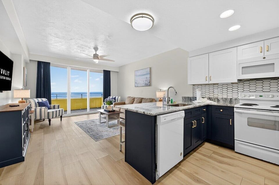 Full kitchen with a view