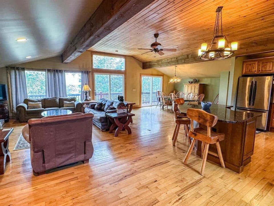 Beautiful vaulted ceilings
