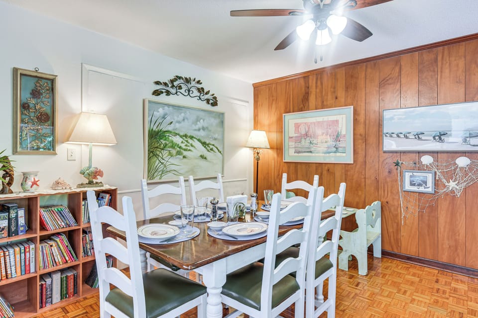 House (4 Bedrooms) | Interior