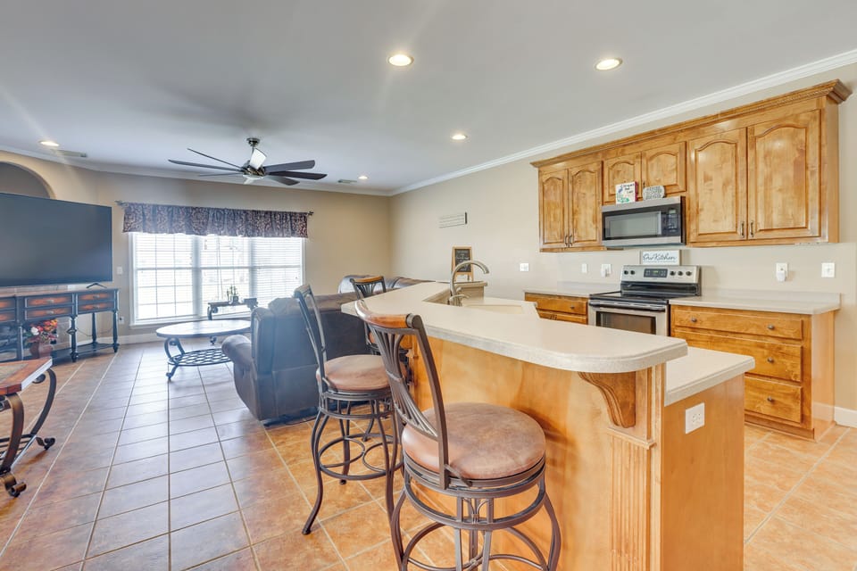 House (4 Bedrooms) | Interior
