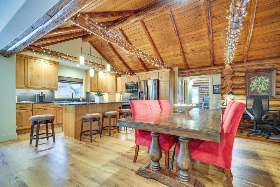House (2 Bedrooms) | Interior