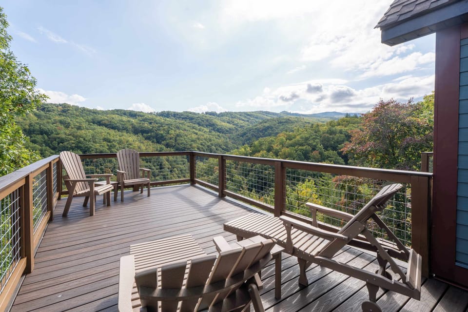 Private Deck Off Upstairs Bedroom