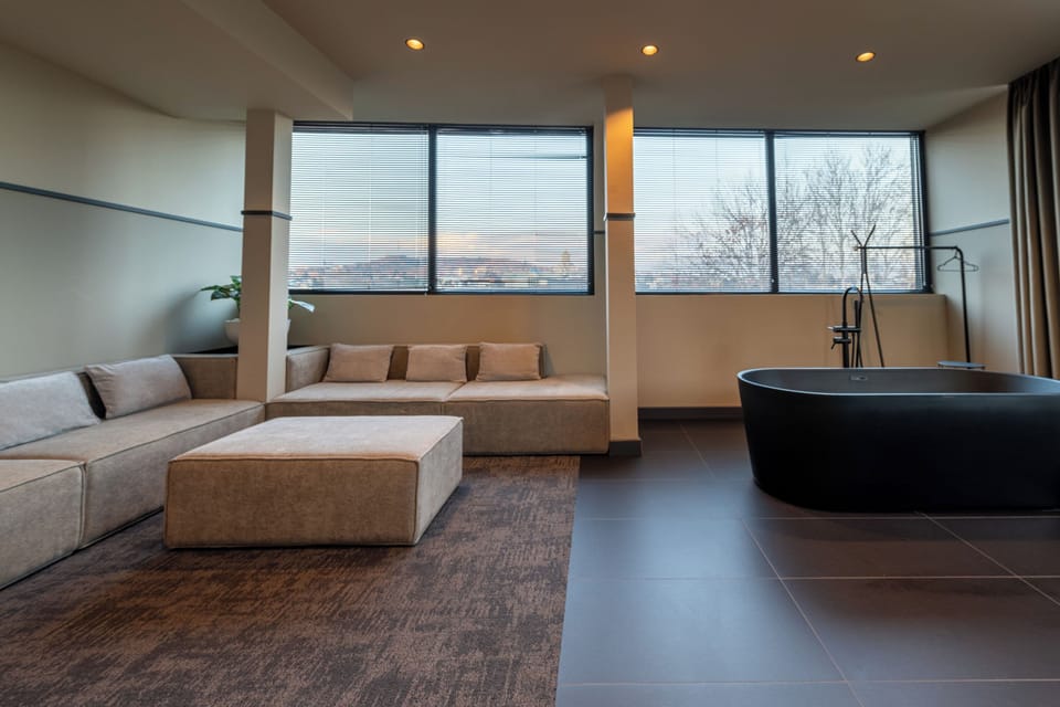 Design Double Room | Desk, soundproofing, free WiFi