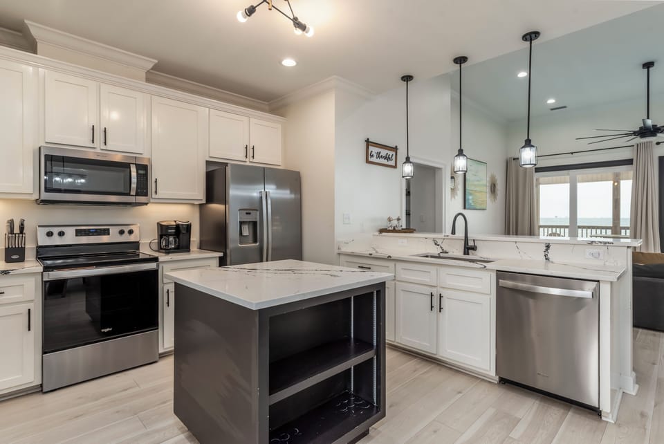 Sea of Love Fully Equipped Kitchen