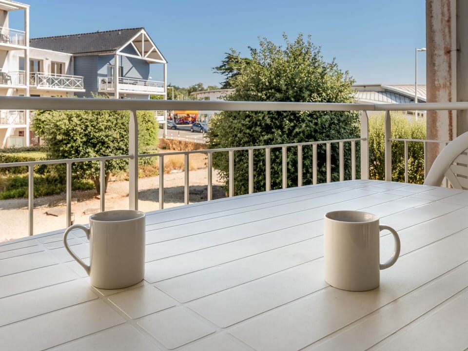 House | Balcony