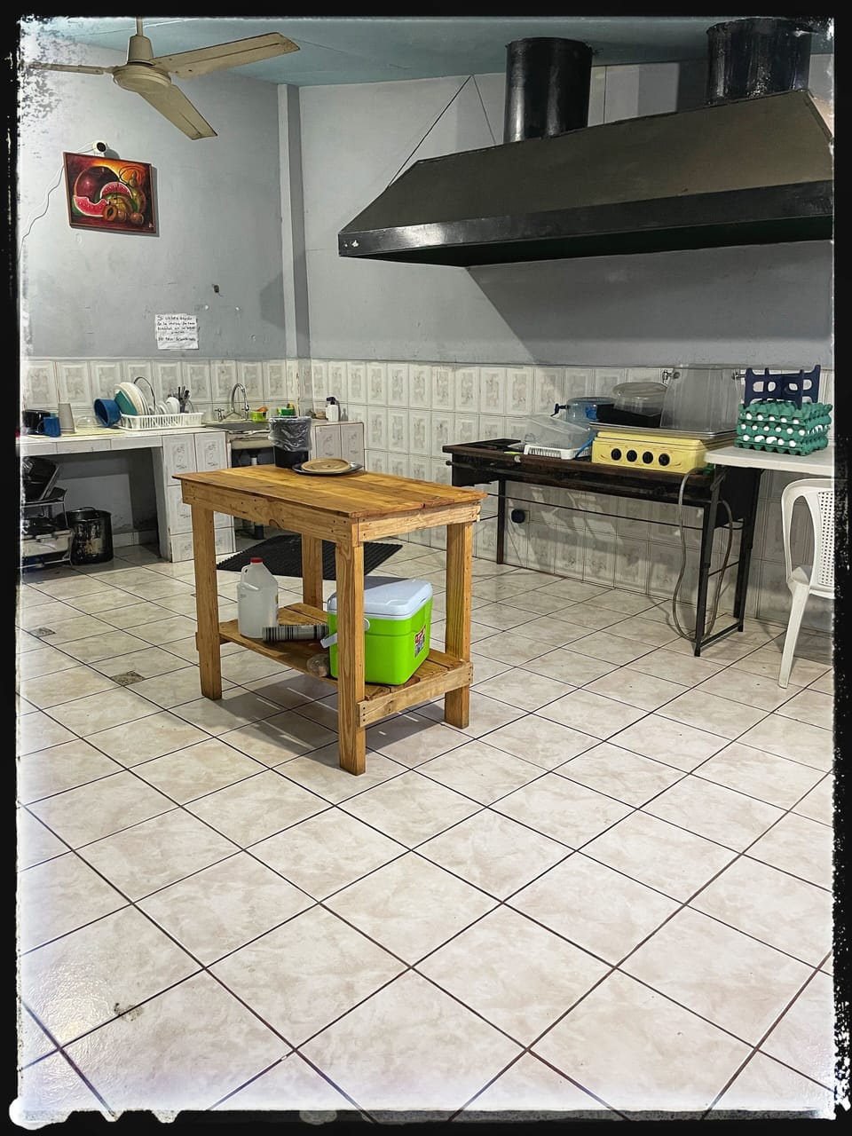 Refrigerator (on request), microwave, oven, stovetop