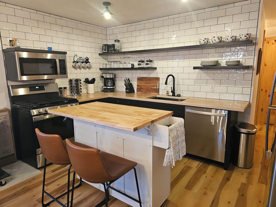 Fully Equipped Kitchen in open concept living space.
