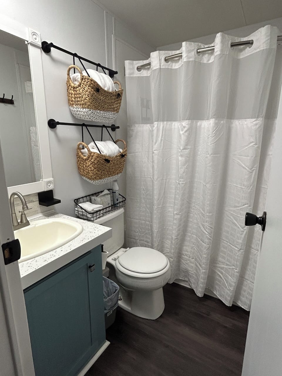 Second bathroom with toiletries