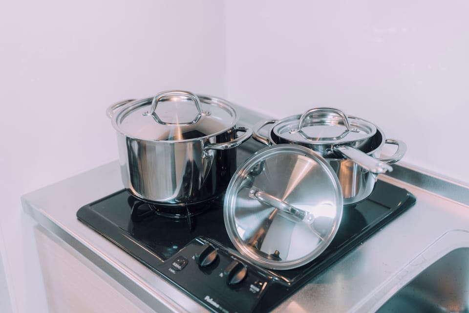 Condo, 1 Bedroom, Non Smoking | Private kitchen | Mini-fridge, microwave, stovetop, electric kettle