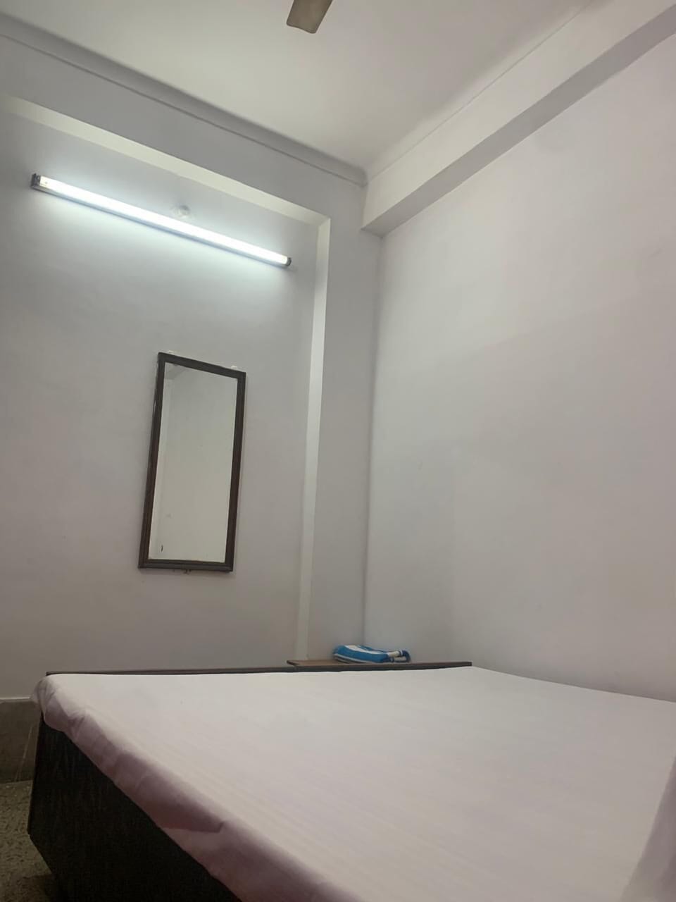 Deluxe Room, Air conditioning | Desk, laptop workspace, free WiFi, bed sheets