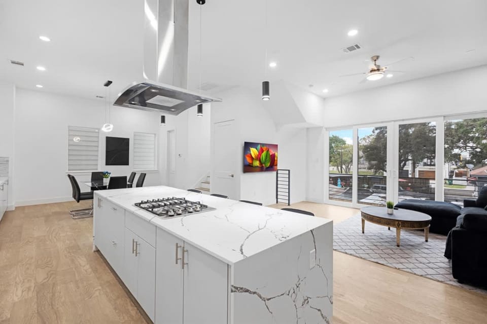 House | 6 bedrooms, Internet