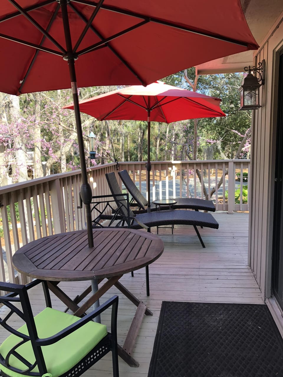 Large belconey with several seating areas