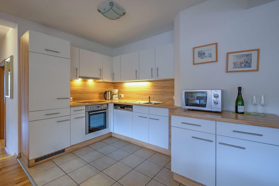 Apartment | Private kitchen | Highchair