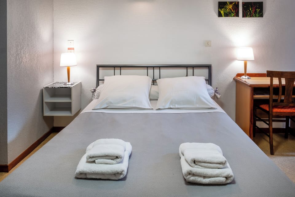 Comfort Double Room, Mountain View | Soundproofing, free WiFi