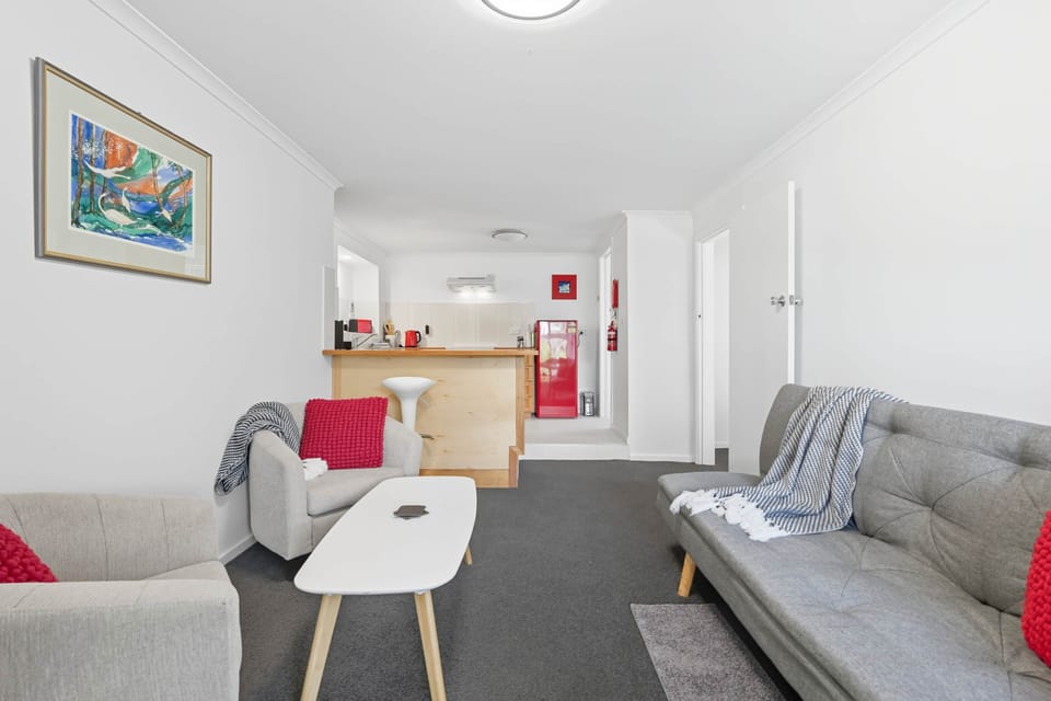 Retreats Tasmania Maning Ave Oct 2023_9