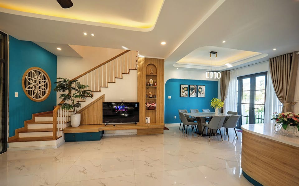 House, Private Pool, Park View | Interior