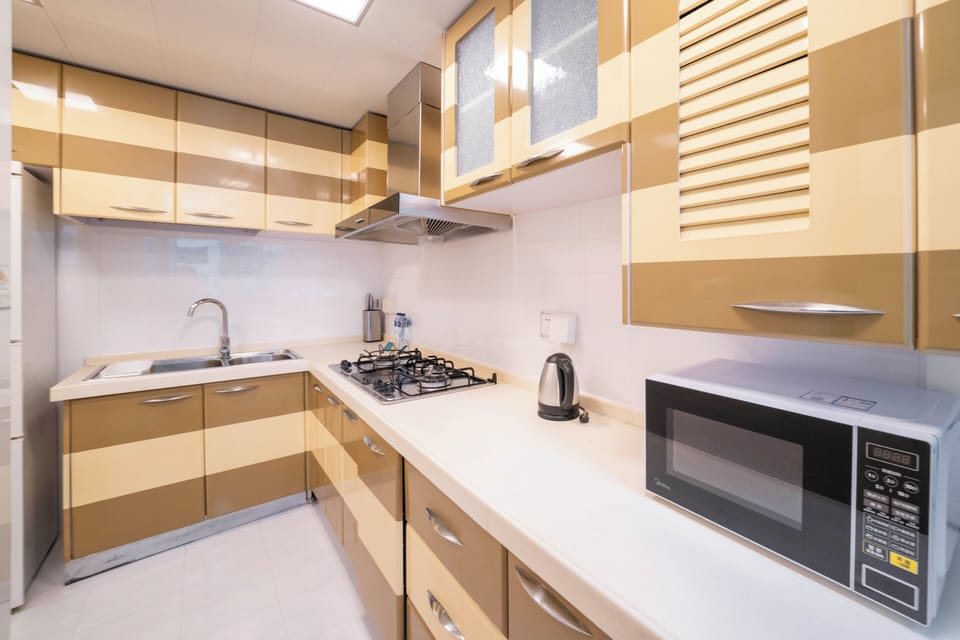 Superior Apartment, 2 Bedrooms, Kitchen, City View | Private kitchenette