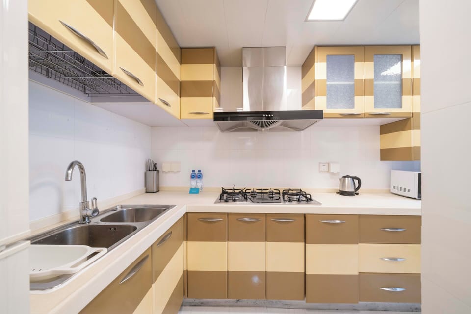 Superior Apartment, 2 Bedrooms, Kitchen, City View | Private kitchenette