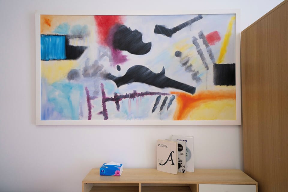 Apartment, 1 Bedroom, Kitchen, City View | Living room | Smart TV
