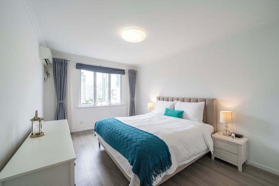 Superior Apartment, 2 Bedrooms, Kitchen, City View | Iron/ironing board, free WiFi