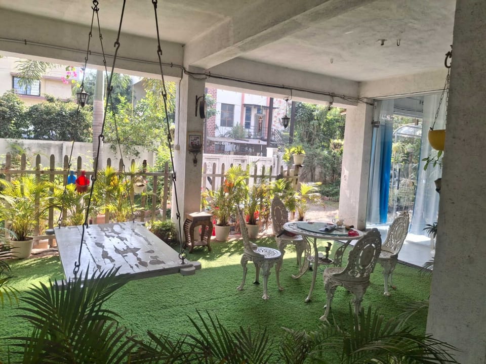 Villa | Garden view