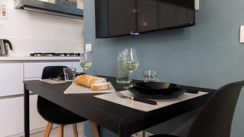 Apartment (0 Bedroom) | Interior