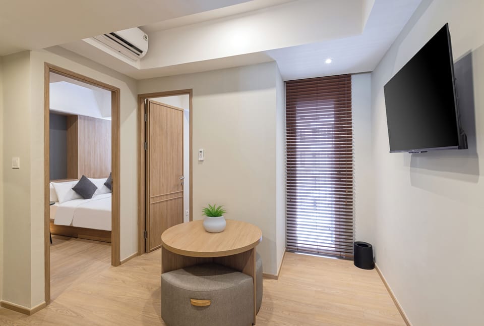 Family Studio, Multiple Beds | Living area
