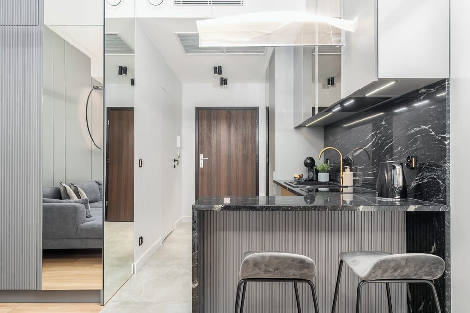 Classic Studio, Balcony | Private kitchenette | Electric kettle