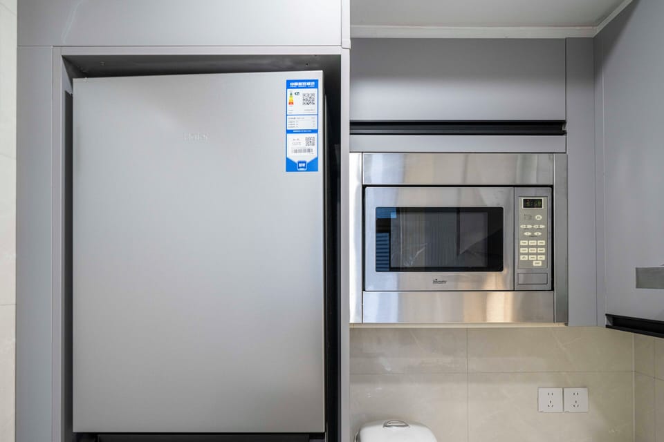 Superior Apartment, 1 Queen Bed, Kitchen, City View | Private kitchen