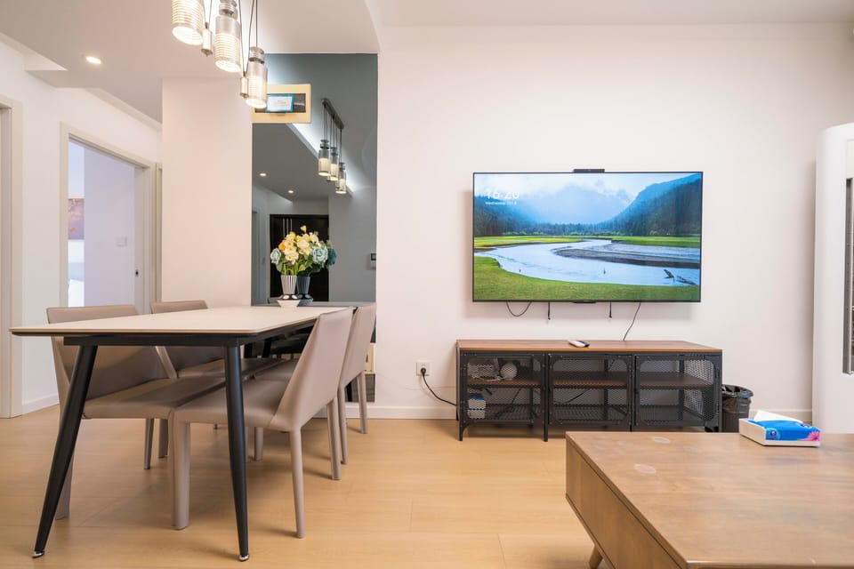 Superior Apartment, 3 Bedrooms, Kitchen, City View | Living room | 55-inch Smart TV with cable channels
