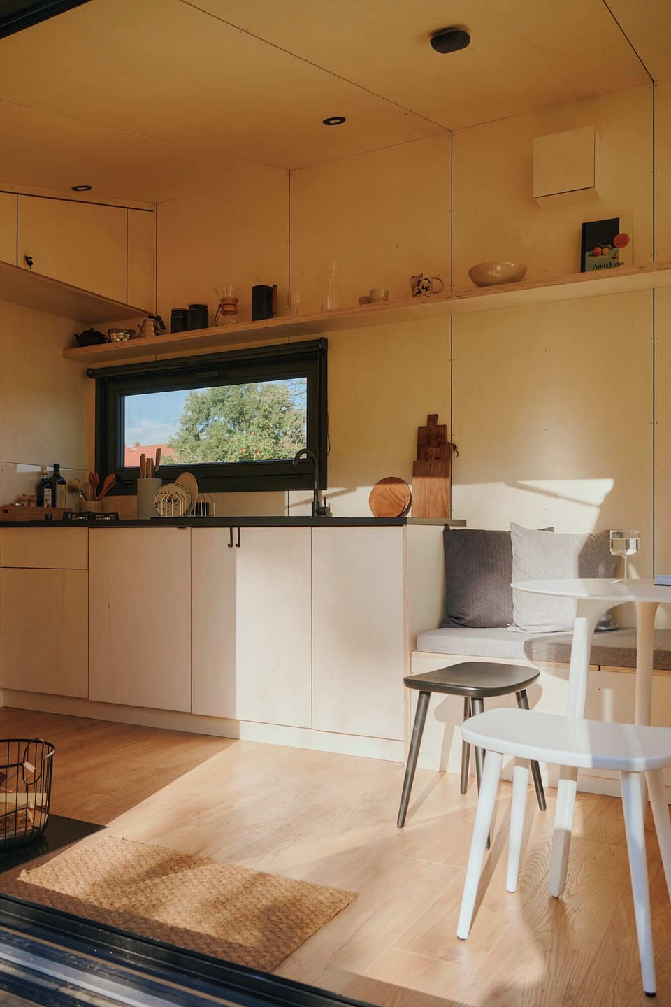 Raus | Cabins in the Countryside | Private kitchen | Mini-fridge, stovetop, cookware/dishes/utensils