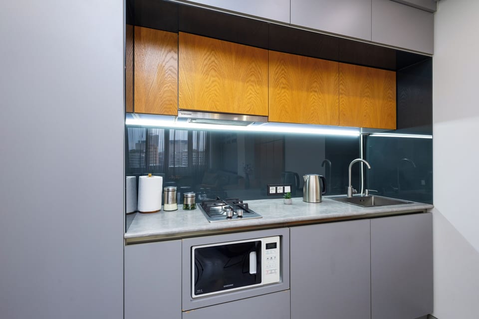 Superior Apartment, 1 Bedroom | Private kitchen | Electric kettle