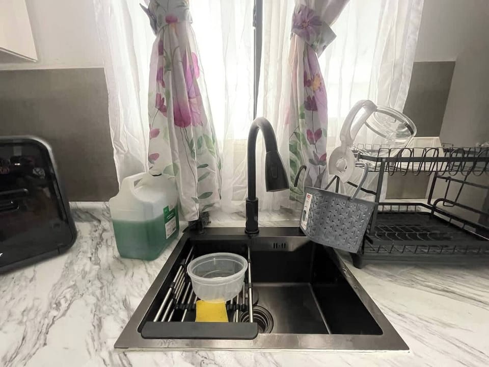 House, 3 Bedrooms, Accessible, Balcony | Private kitchen