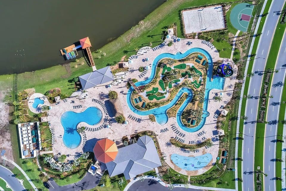THe main water park area from above.