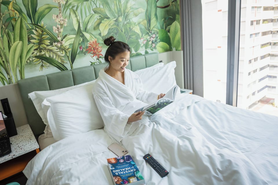 Deluxe Room, 1 Double Bed | In-room safe, laptop workspace, blackout drapes, WiFi (free)