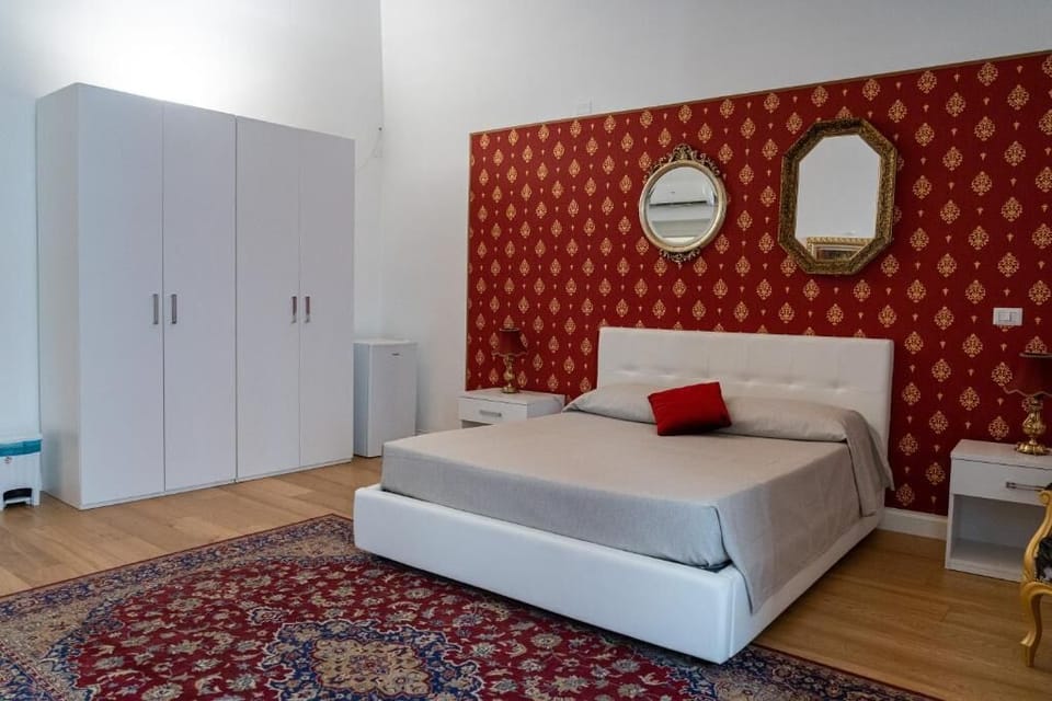 Blackout drapes, soundproofing, WiFi (free)