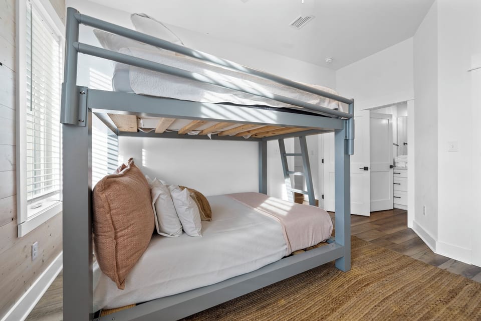 Signature House, 2 Bedrooms, Patio, Beachside | Individually decorated, individually furnished, free WiFi, bed sheets