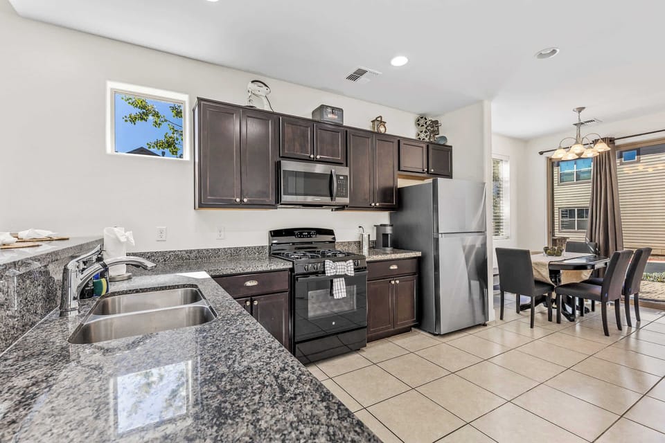 Unleash your inner chef in the amazing kitchen! 