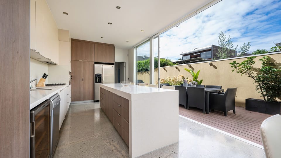 Indoor-outdoor cooking and living at its best