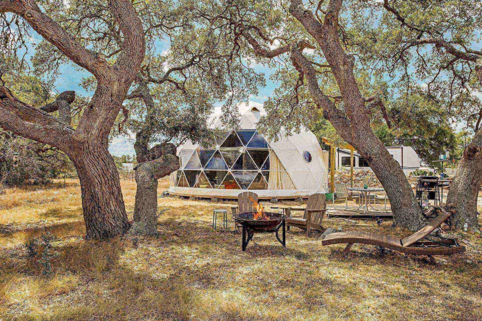 Sit around the fire pit and enjoy warm, relaxing nights outdoors—usable only when local burn bans allow.