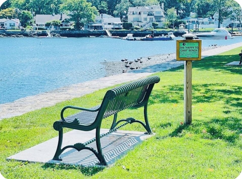 Located in Harbor Island just a short walk away!