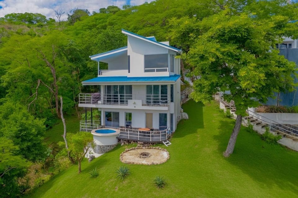 Enjoy monkeys swinging through trees while soaking up ocean views-close to town!