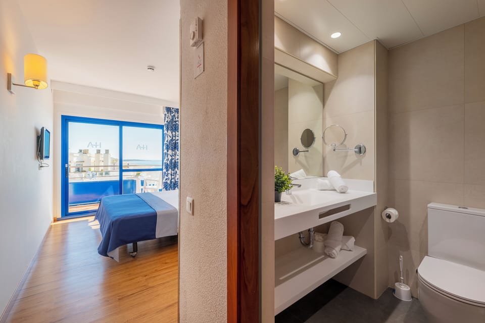 Superior Double Room (2 adults) | Minibar, laptop workspace, blackout drapes, free WiFi