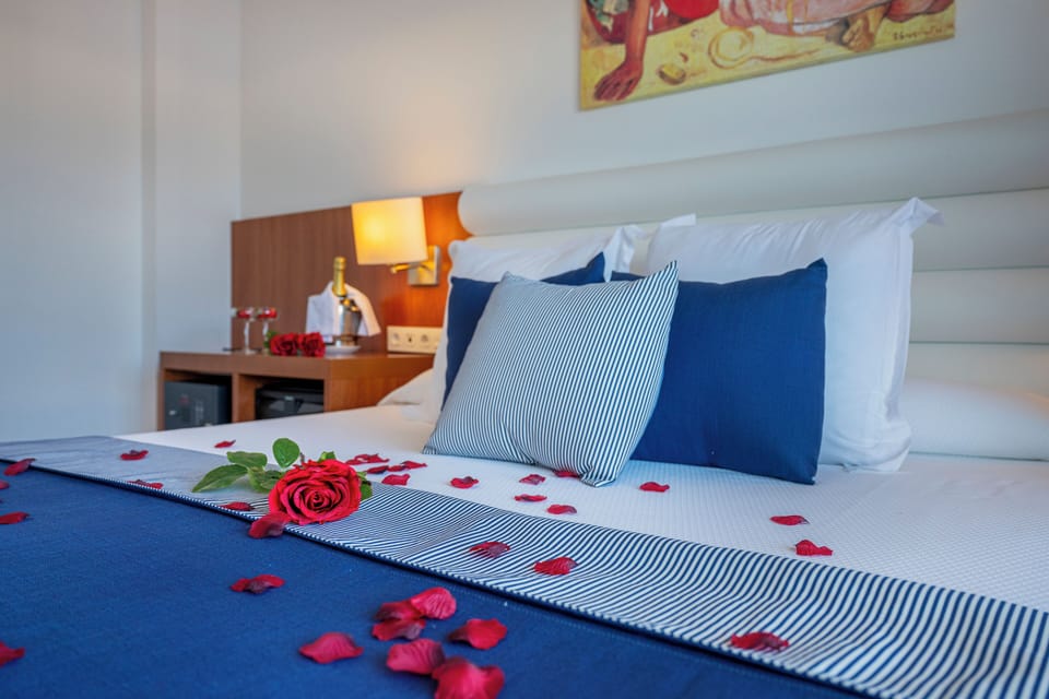 Superior Double Room, Pool View (2 adults) | Minibar, laptop workspace, blackout drapes, free WiFi