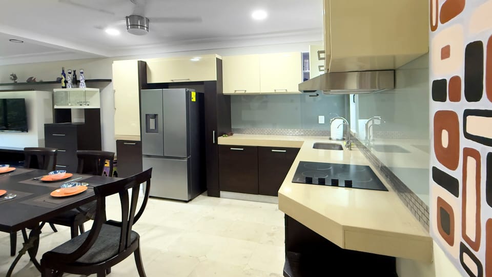 Modern kitchen