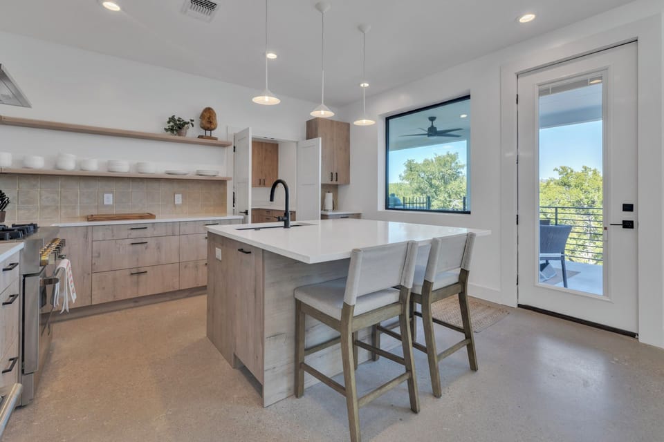 Kitchen. 