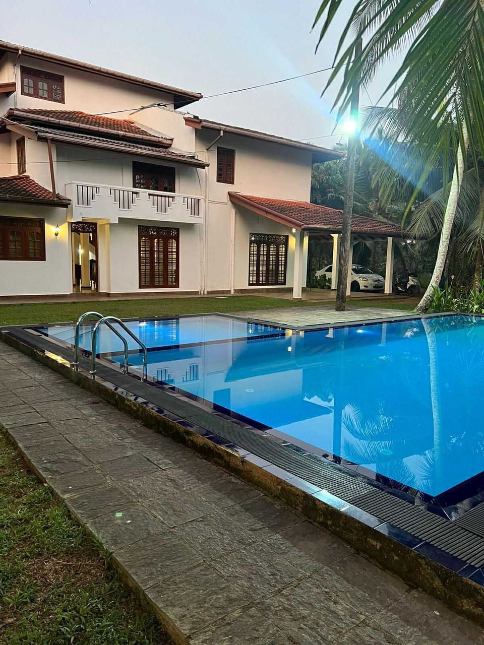 Comfort Villa, Balcony, Garden View | Living area