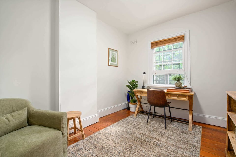 Upstairs Living and Workign Space